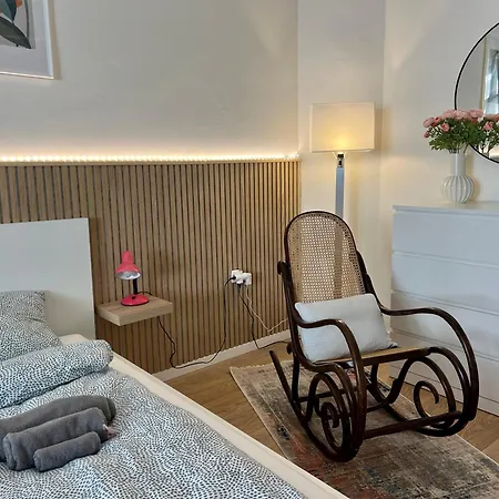Minimalistic Apartment & Studio In Heart Street Budapest Exterior photo
